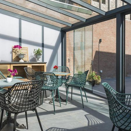 Petite Room With Wifi, Ac, And Shared Kitchen Тилбург Екстериор снимка
