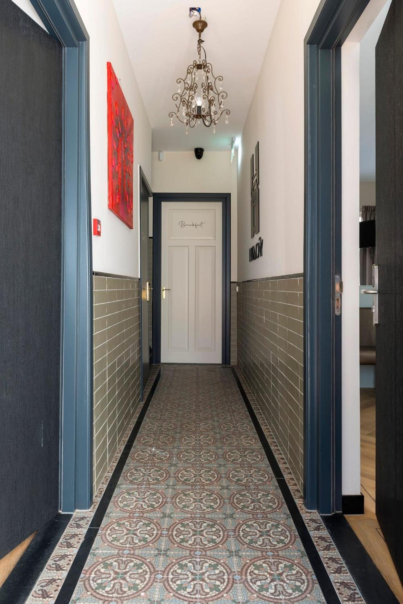 Petite Room With Wifi, Ac, And Shared Kitchen Тилбург Екстериор снимка